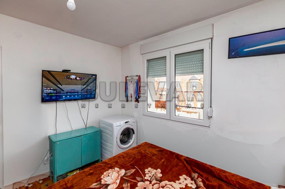 Slika 11 - Radnih brigada, Dvoiposoban stan na prodaju, 53m2, 101.200€