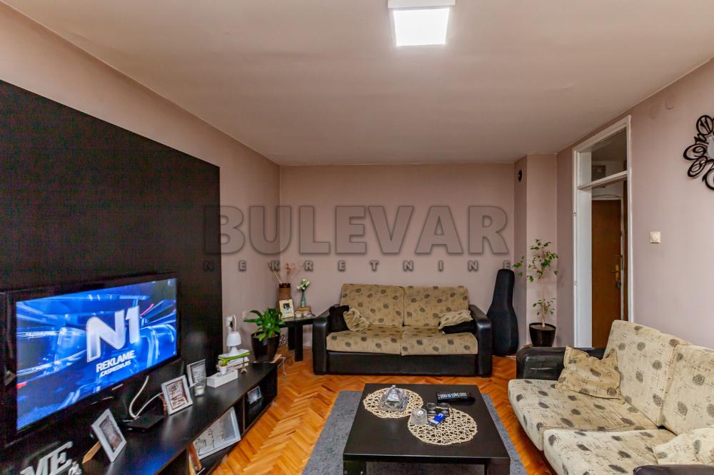 Slika 1 - Ljubomira Nikolića, Četvorosoban stan na prodaju, 81m2, 145.000€