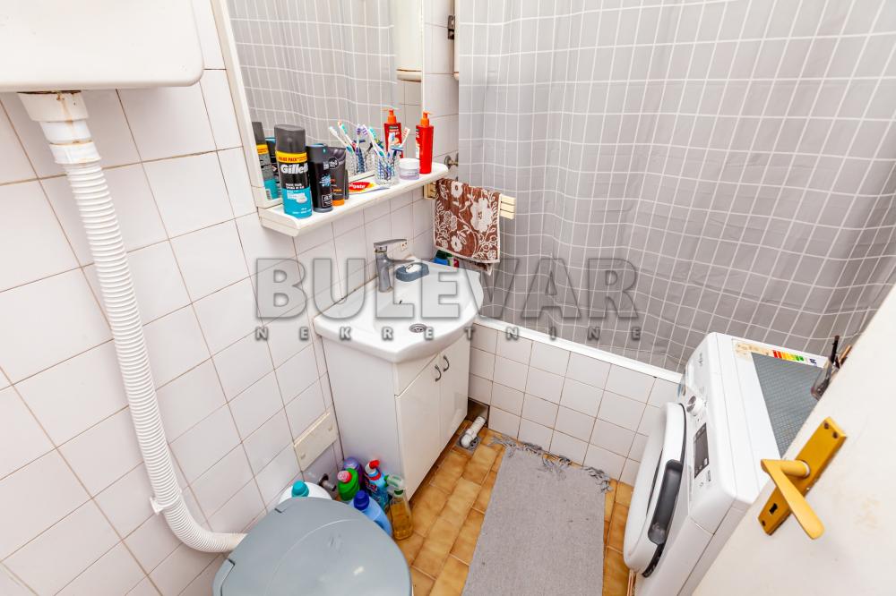 Slika 10 - Ljubomira Nikolića, Četvorosoban stan na prodaju, 81m2, 145.000€