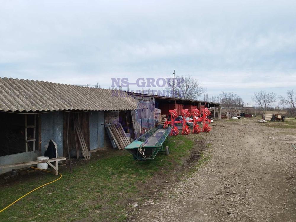 Slika 7 - Čurug, Kuća na prodaju, 208m2, 75.200€