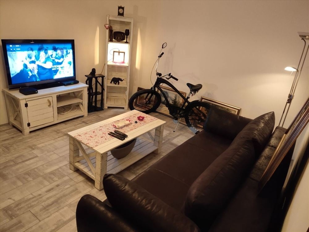 Slika 1 -  Kuća na prodaju, 235m2, 449.950€