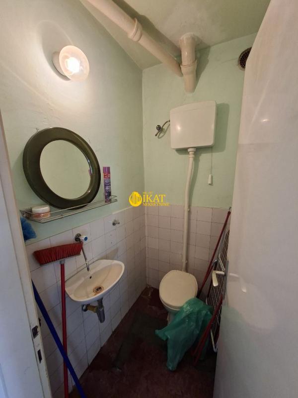 Slika 7 - Bratstva i jedinstva, Trosoban stan na prodaju, 75m2, 143.000€