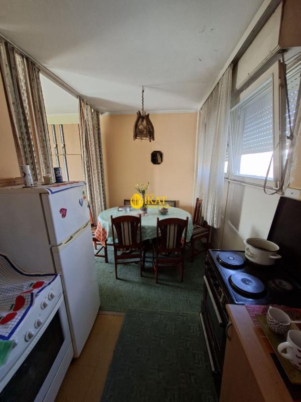 Slika 3 - Bratstva i jedinstva, Trosoban stan na prodaju, 75m2, 143.000€