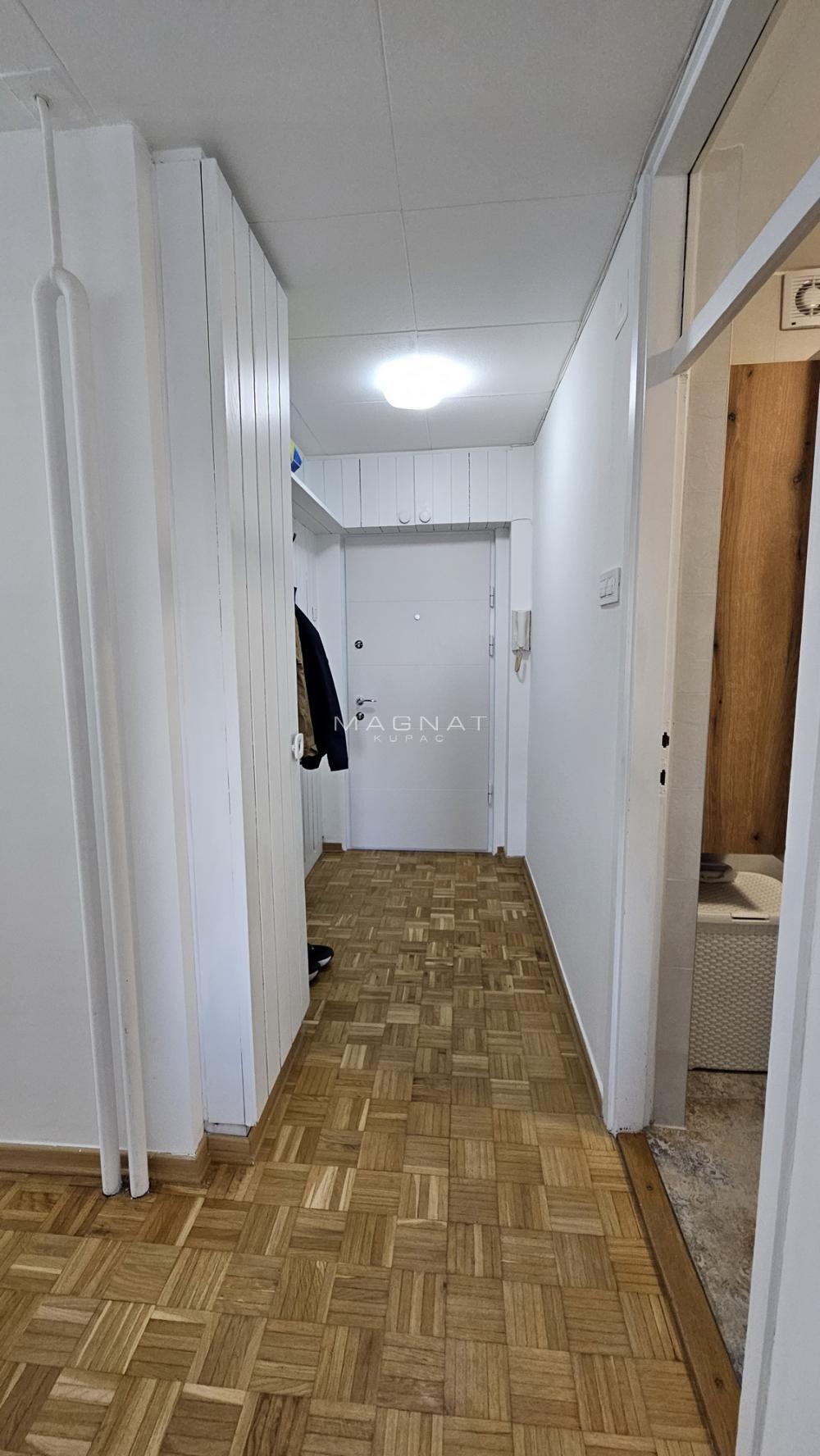 Slika 8 - Jurija Gagarina, Trosoban stan za izdavanje, 90m2, 800€