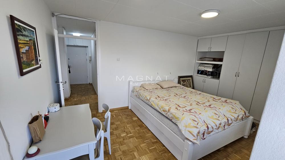 Slika 11 - Jurija Gagarina, Trosoban stan za izdavanje, 90m2, 800€