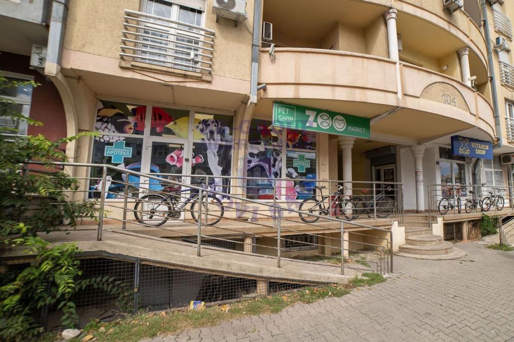 Glavna slika - Lokal na prodaju, 192m2, 366.650€