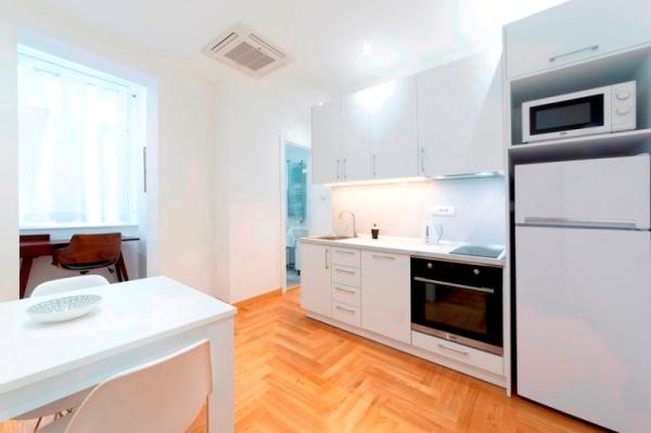 Slika 2 - Strahinjica bana, Dvoiposoban stan na prodaju, 70m2, 398.000€