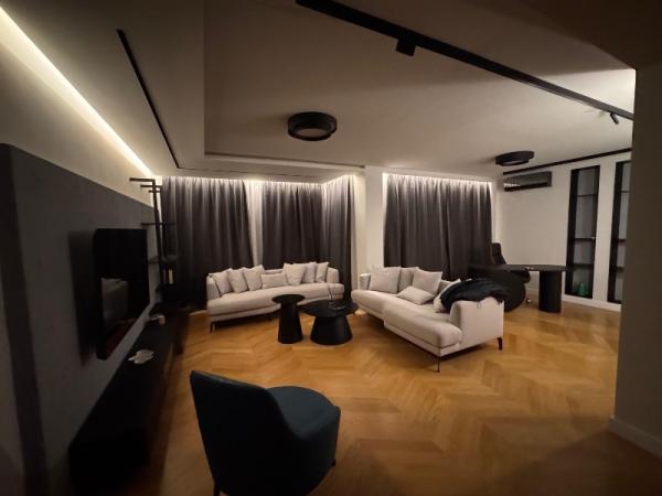 Slika 1 - Vojvode Milenka, Trosoban stan na prodaju, 107m2, 545.000€