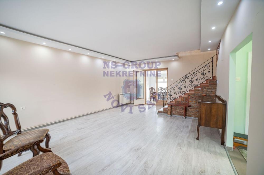 Glavna slika - Kuća na prodaju, 139m2, 265.230€