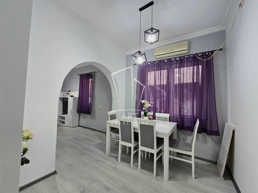 Slika 2 - Sinđelićeva,  Kuća za izdavanje, 68m2, 700€