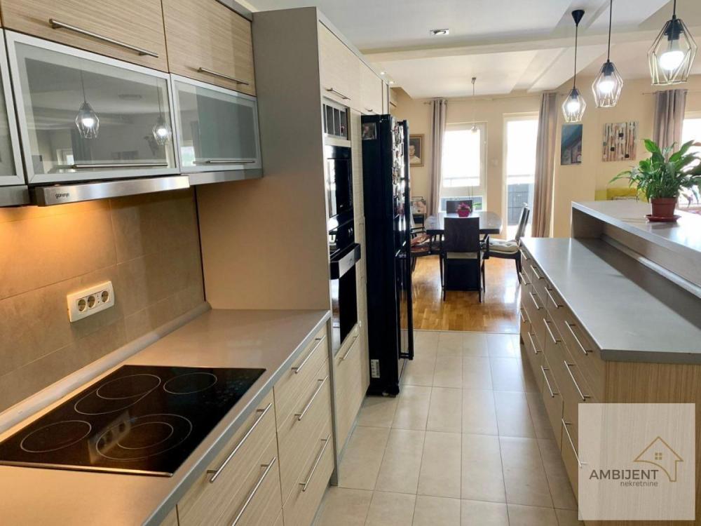 Slika 2 - Troiposoban stan na prodaju, 157m2, 392.000€