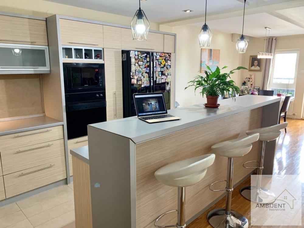 Slika 4 - Troiposoban stan na prodaju, 157m2, 392.000€