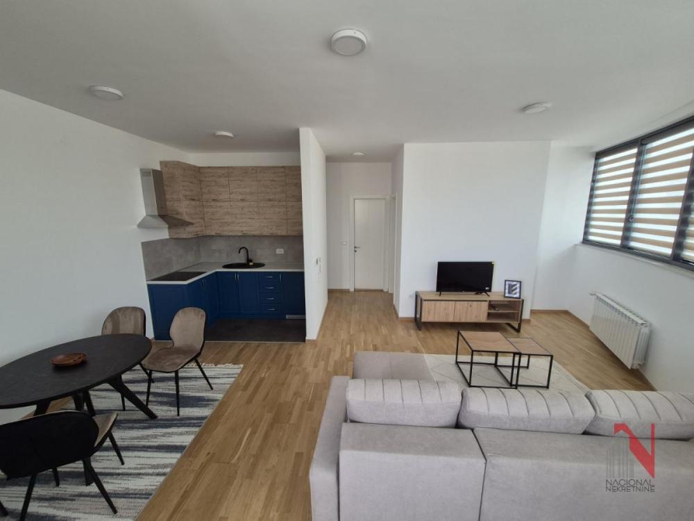 Slika 5 - TRG GALERIJE, Jednoiposoban stan za izdavanje, 55m2, 600€