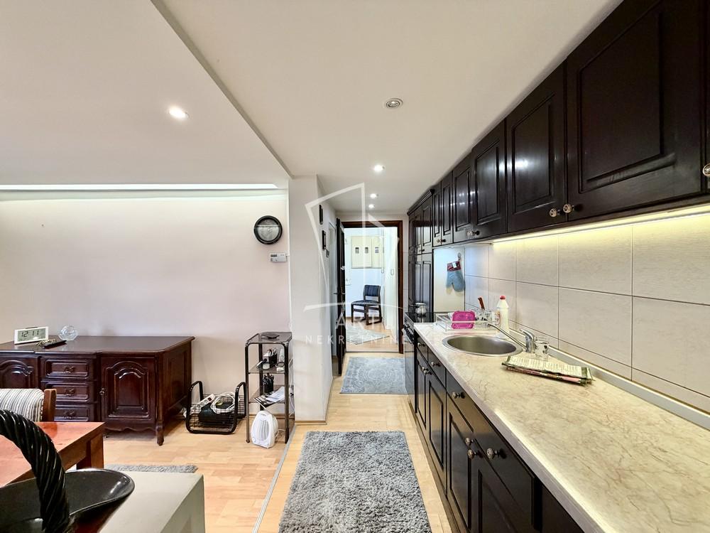 Slika 11 - Trstenjakova,  Kuća za izdavanje, 138m2, 1.900€