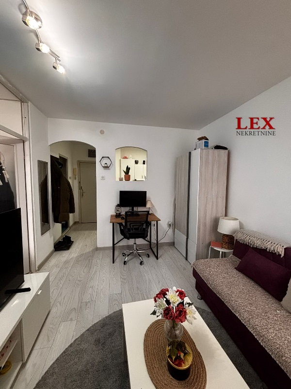 Slika 4 - Obalskih radnika, Dvosoban stan za izdavanje, 28m2, 350€