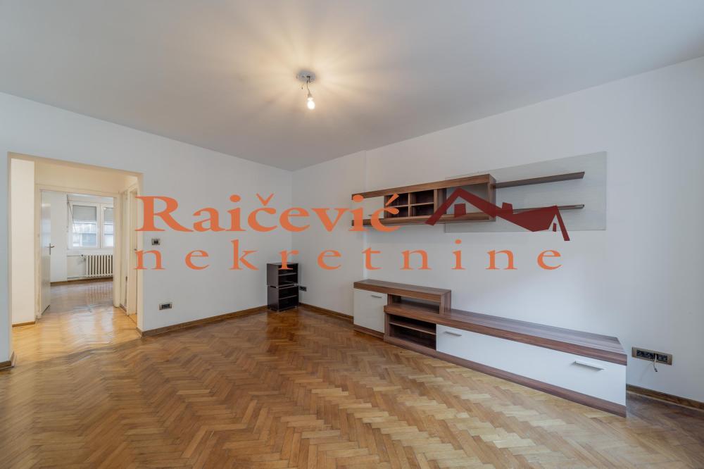 Slika 4 - Kneginje Zorke, Trosoban stan na prodaju, 64m2, 275.000€