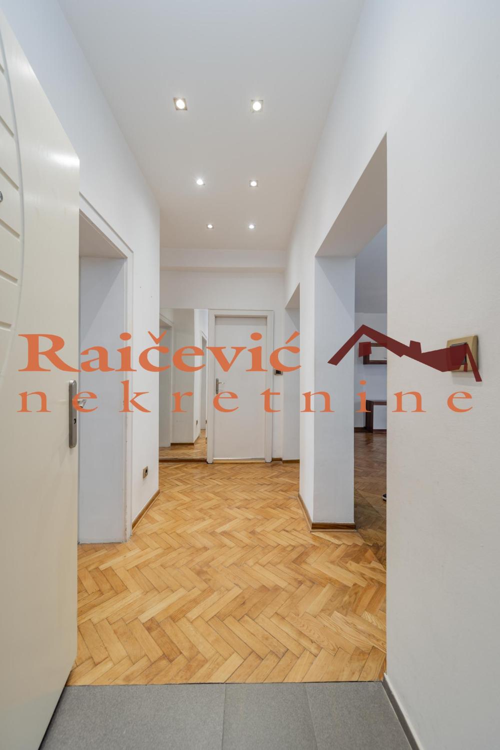 Slika 9 - Kneginje Zorke, Trosoban stan na prodaju, 64m2, 275.000€