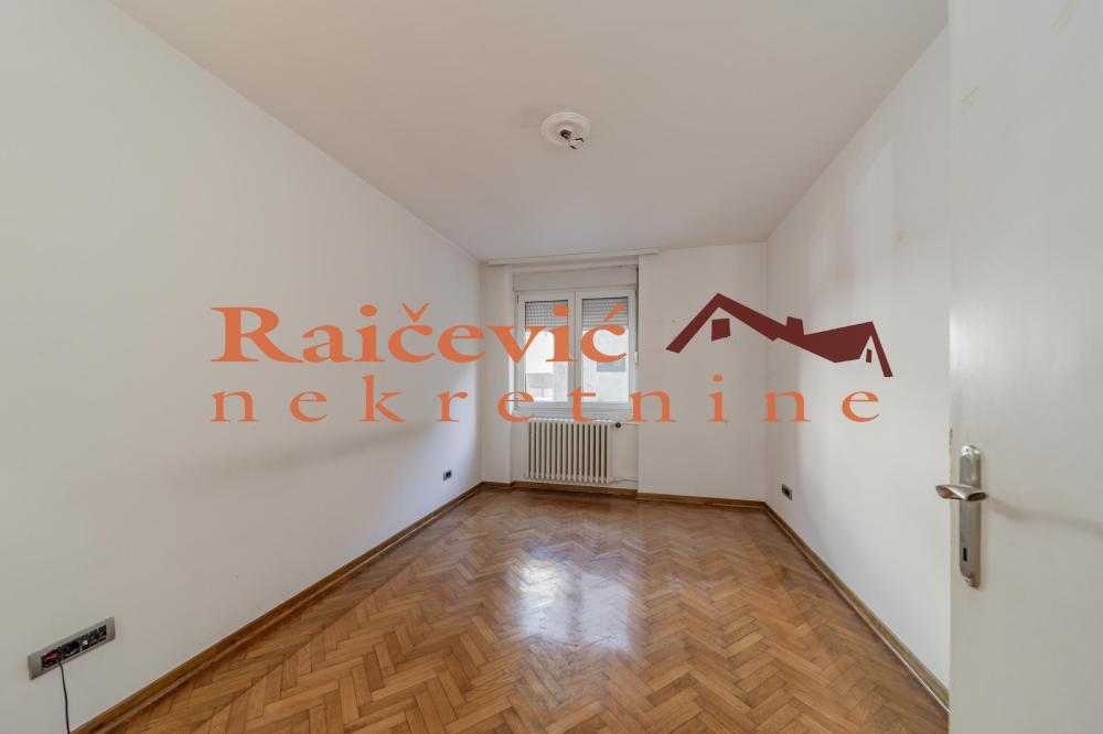 Slika 11 - Kneginje Zorke, Trosoban stan na prodaju, 64m2, 275.000€