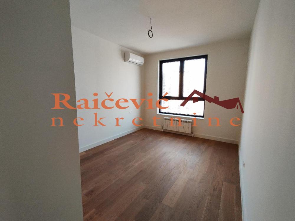 Slika 5 - Kraljice Drage Obrenovic, Trosoban stan na prodaju, 80m2, 380.000€