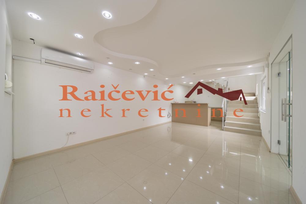 Slika 2 - Bakiceva,  Lokal za izdavanje, 180m2, 1.200€