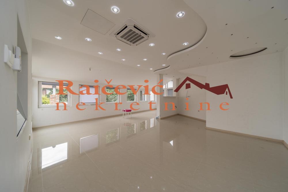 Slika 5 - Bakiceva,  Lokal za izdavanje, 180m2, 1.200€