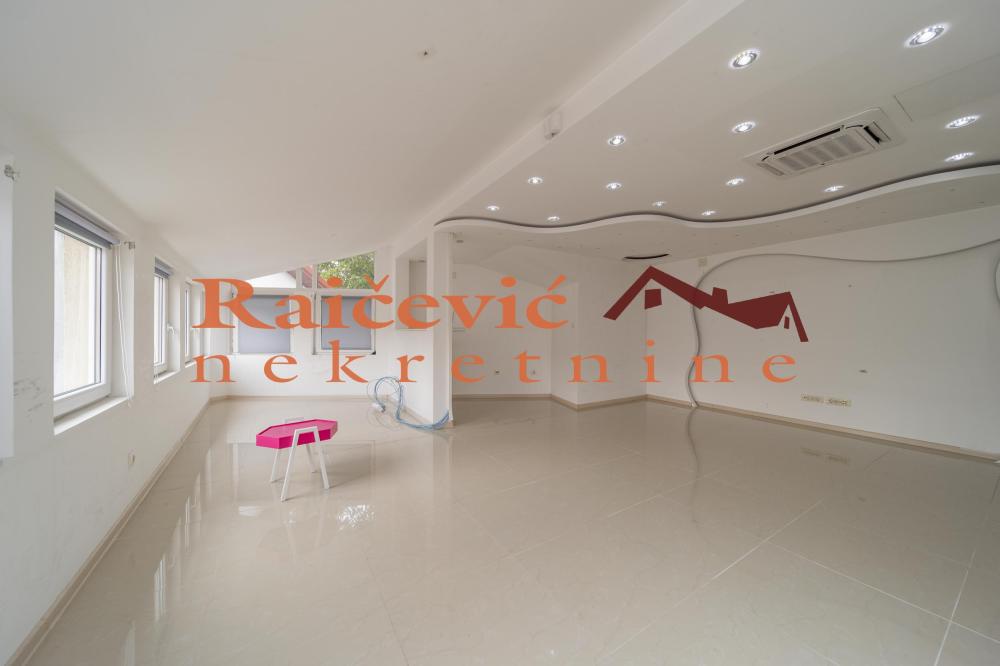 Slika 6 - Bakiceva,  Lokal za izdavanje, 180m2, 1.200€