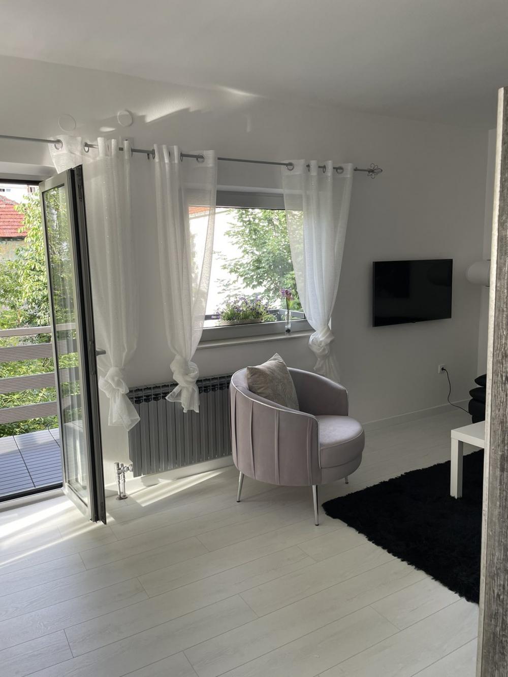 Slika 1 - Todora Dukina, Trosoban stan za izdavanje, 70m2, 650€