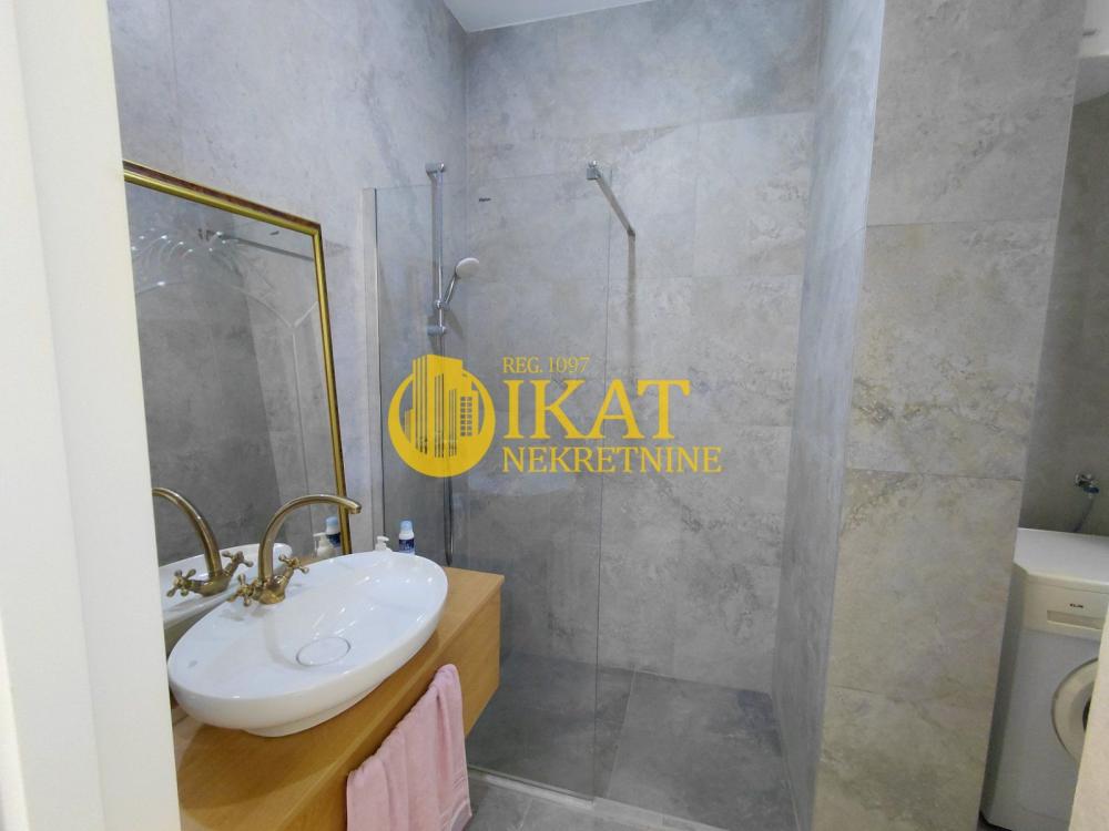 Slika 9 - Džordža Vašingtona, Dvosoban stan na prodaju, 87m2, 289.900€