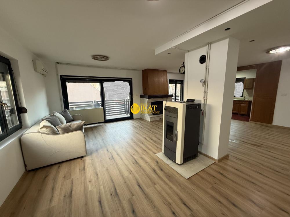 Slika 2 - Branka Radičevića, Trosoban stan na prodaju, 111m2, 195.000€