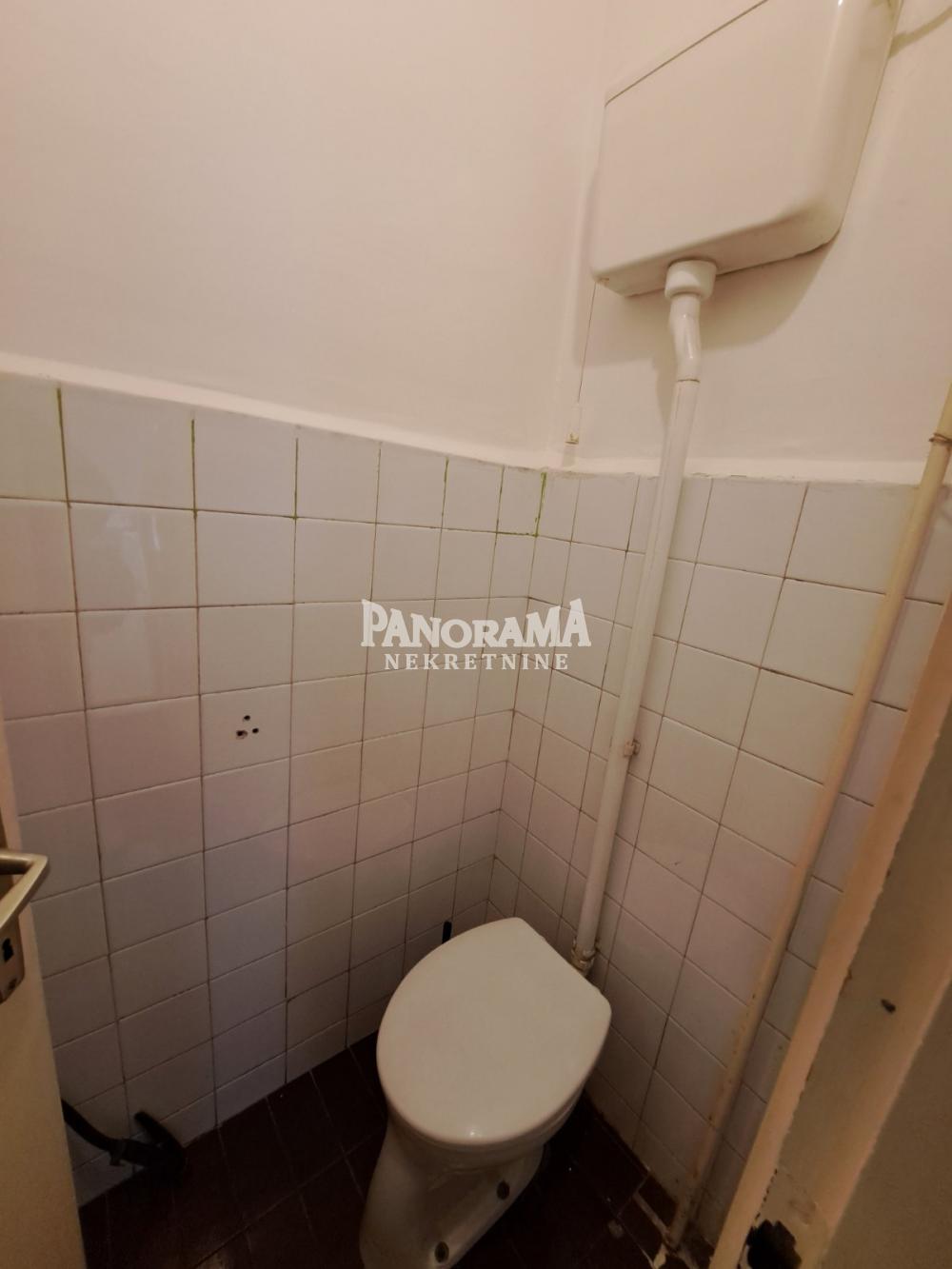 Slika 2 - Strugarska,  Lokal za izdavanje, 24m2, 300€