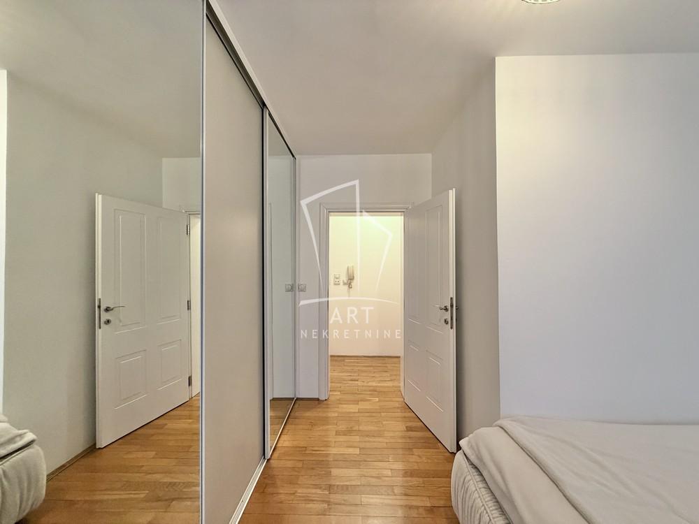 Slika 8 - Braće Radovanović, Dvoiposoban stan na prodaju, 53m2, 288.000€