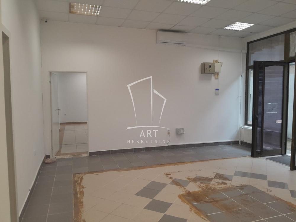 Slika 2 - Jove Ilića,  Lokal za izdavanje, 232m2, 2.500€