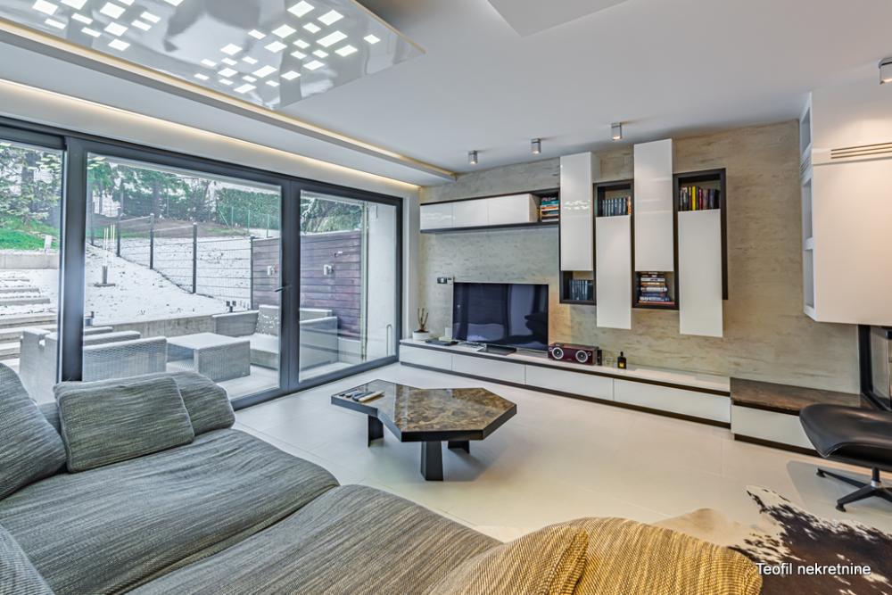 Slika 2 - Blagoja Parovića,  Kuća na prodaju, 305m2, 1.325.000€