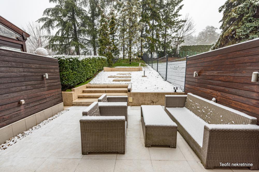 Slika 4 - Blagoja Parovića,  Kuća na prodaju, 305m2, 1.325.000€