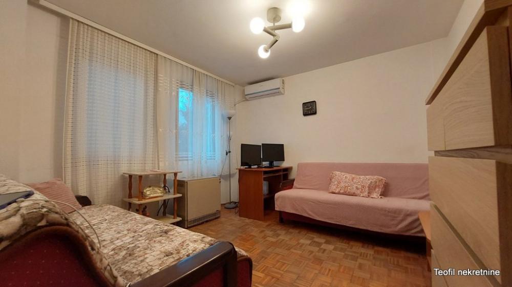 Glavna slika -Takovska, Dvoiposoban stan na prodaju, 60m2, 100.000€