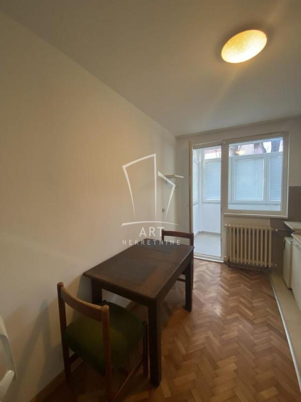 Slika 3 - Husinskih rudara, Jednosoban stan za izdavanje, 36m2, 400€