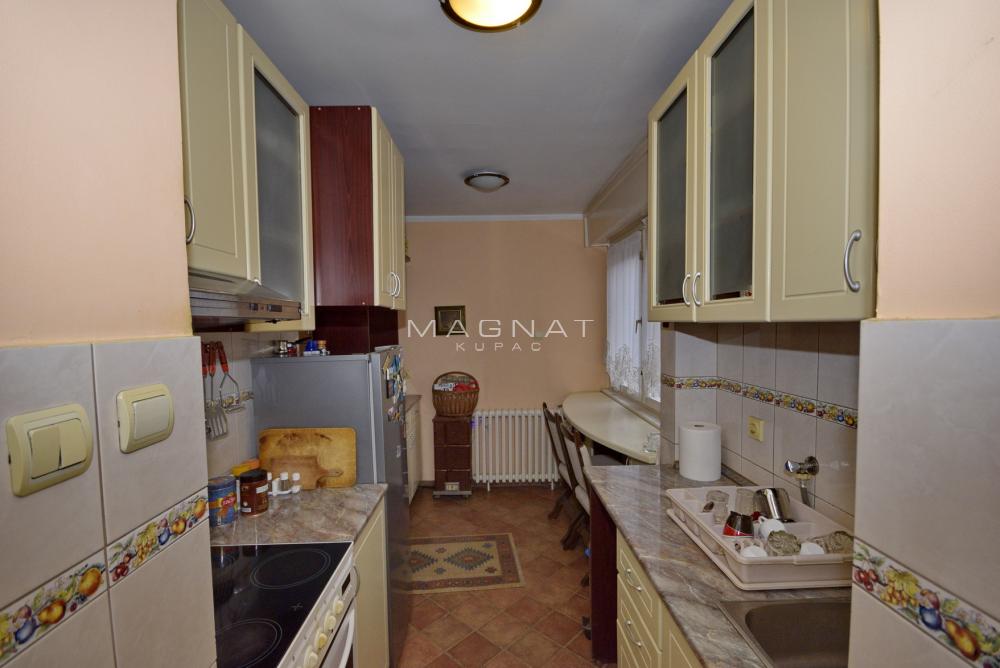 Slika 1 - Braće Srnić, Troiposoban stan na prodaju, 95m2, 270.000€