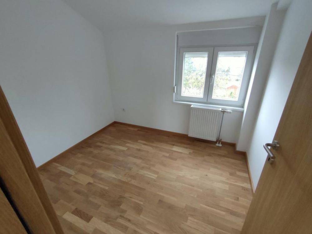 Slika 5 - Četvorosoban stan na prodaju, 106m2, 201.500€