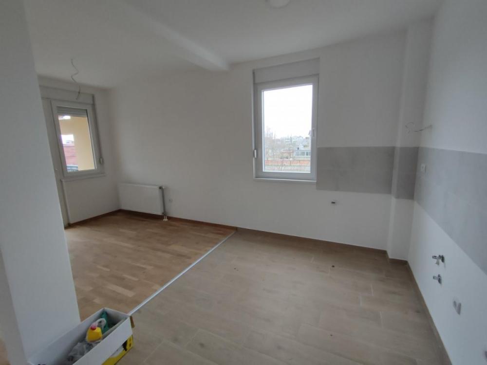 Slika 6 - Četvorosoban stan na prodaju, 106m2, 201.500€
