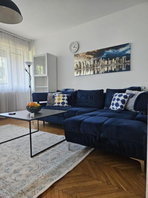 Slika 1 - Jednoiposoban stan za izdavanje, 53m2, 650€