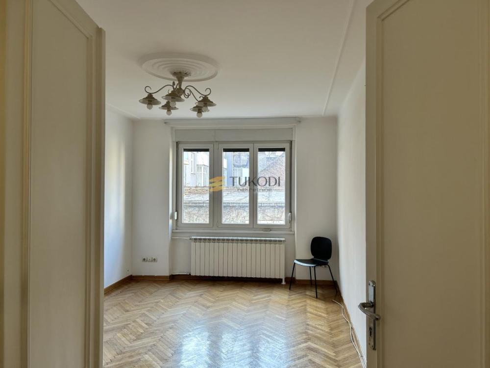 Slika 1 -  Lokal za izdavanje, 40m2, 700€