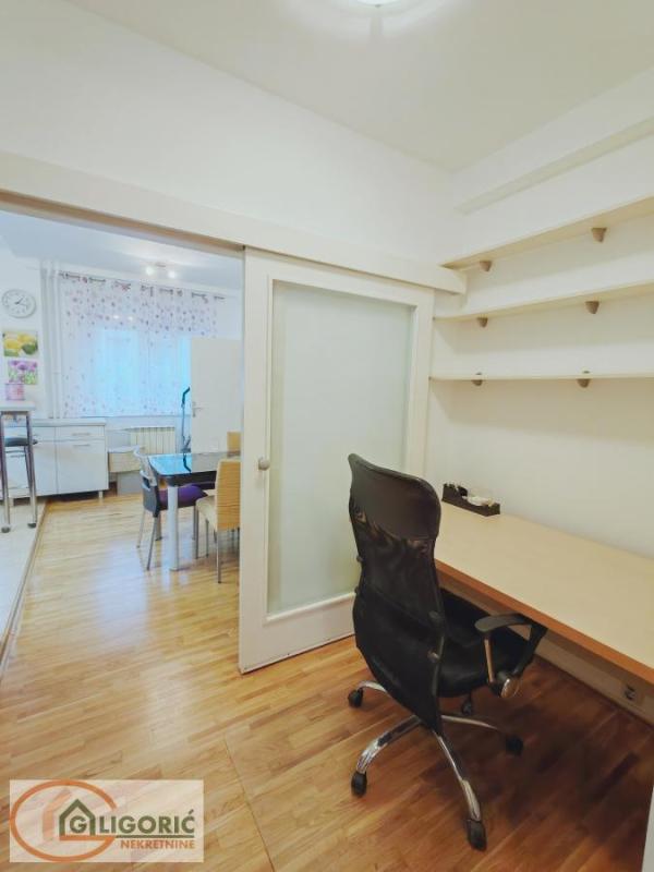 Slika 9 - Đurićeva, Četvorosoban stan za izdavanje, 85m2, 950€