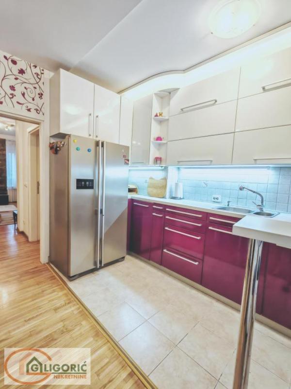 Slika 8 - Đurićeva, Četvorosoban stan za izdavanje, 85m2, 950€