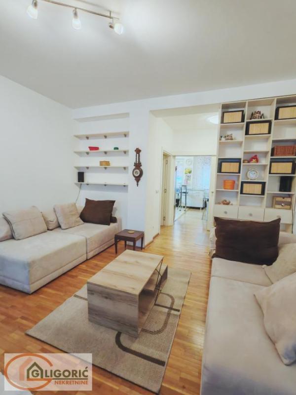 Slika 2 - Đurićeva, Četvorosoban stan za izdavanje, 85m2, 950€