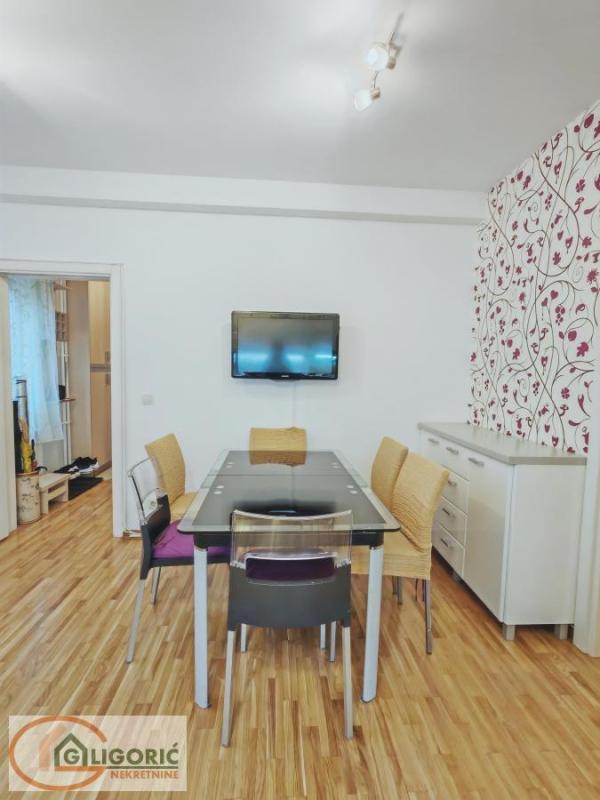 Slika 5 - Đurićeva, Četvorosoban stan za izdavanje, 85m2, 950€