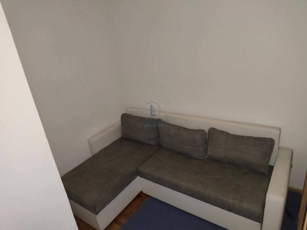 Slika 2 - Gočka, Dvoiposoban stan za izdavanje, 53m2, 400€