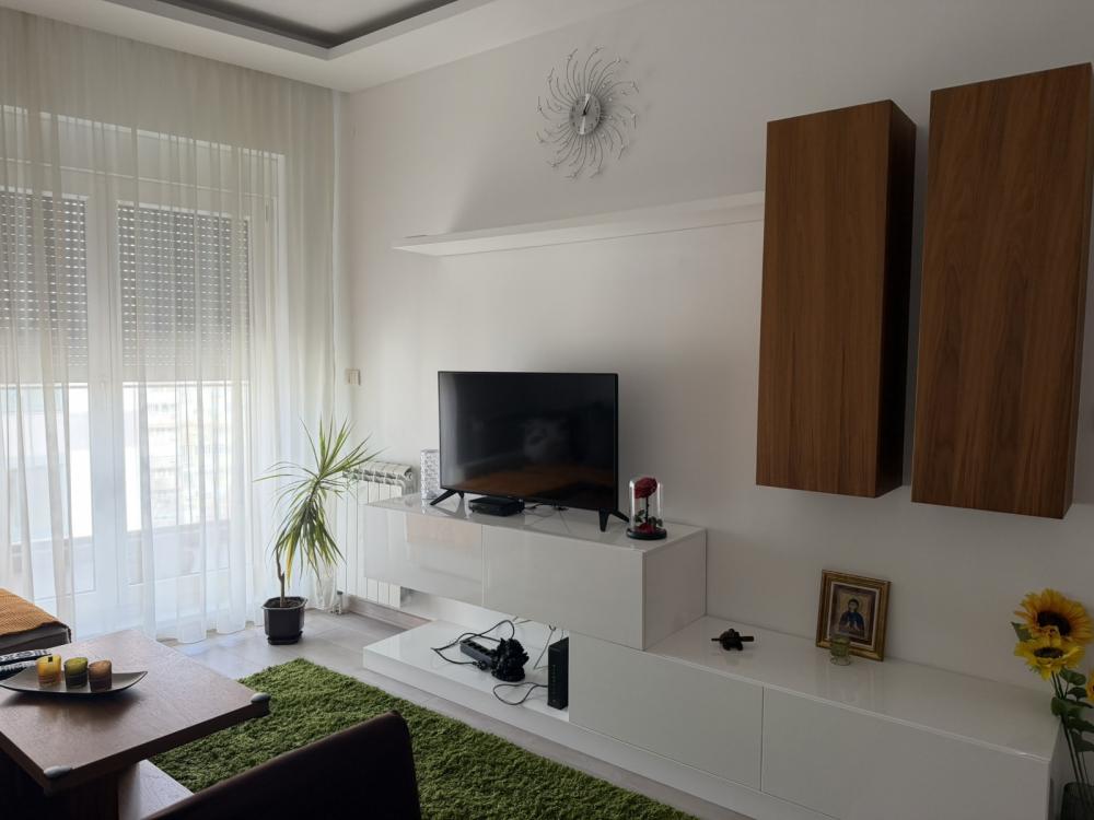 Slika 2 - Admirala Vukovića, Dvosoban stan za izdavanje, 42m2, 750€