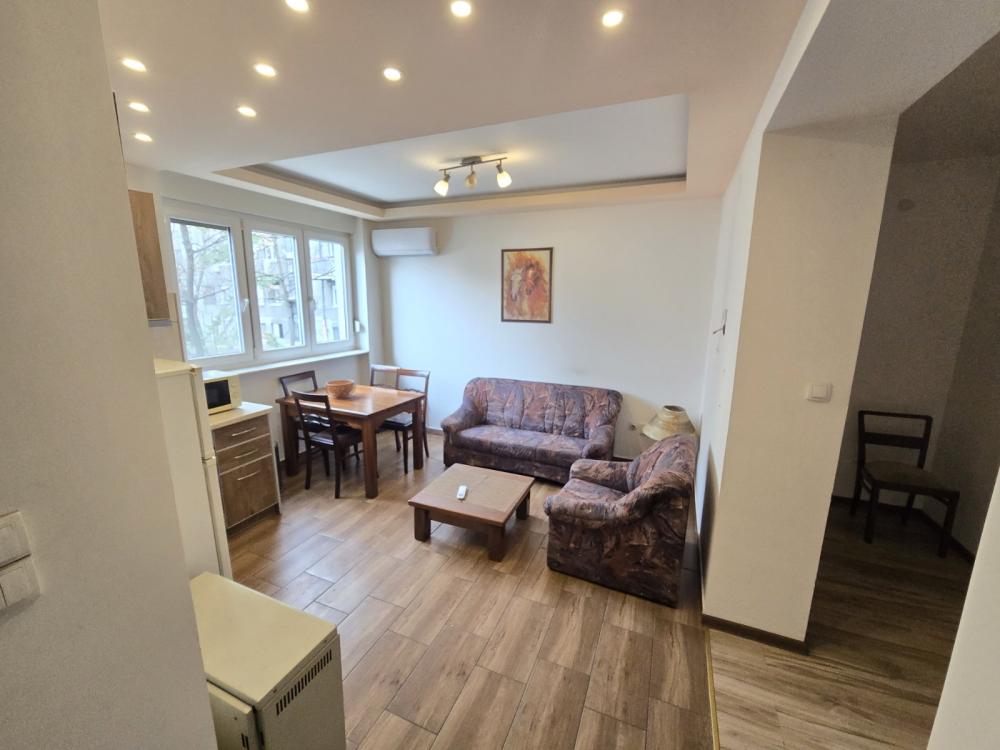 Slika 1 - Risanska, Jednoiposoban stan za izdavanje, 40m2, 450€