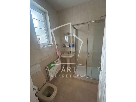 Slika 8 - Koste Jovanovića, Četvorosoban stan za izdavanje, 96m2, 1.200€