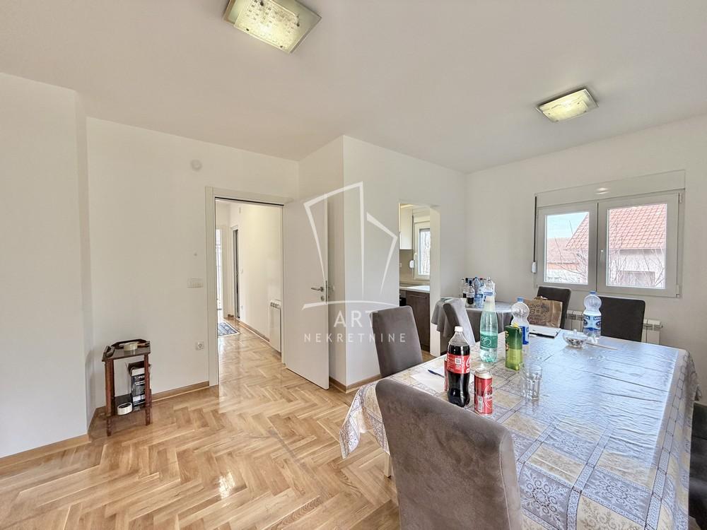 Slika 2 - Jumbina,  Kuća na prodaju, 267m2, 150.000€